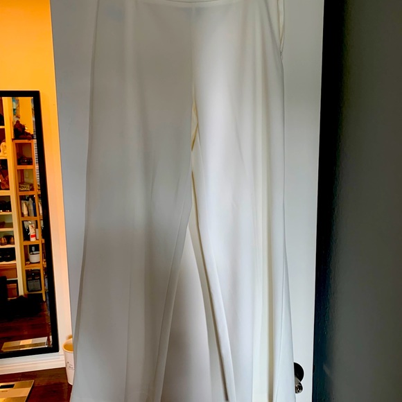 Very elegant pants - Picture 1 of 3